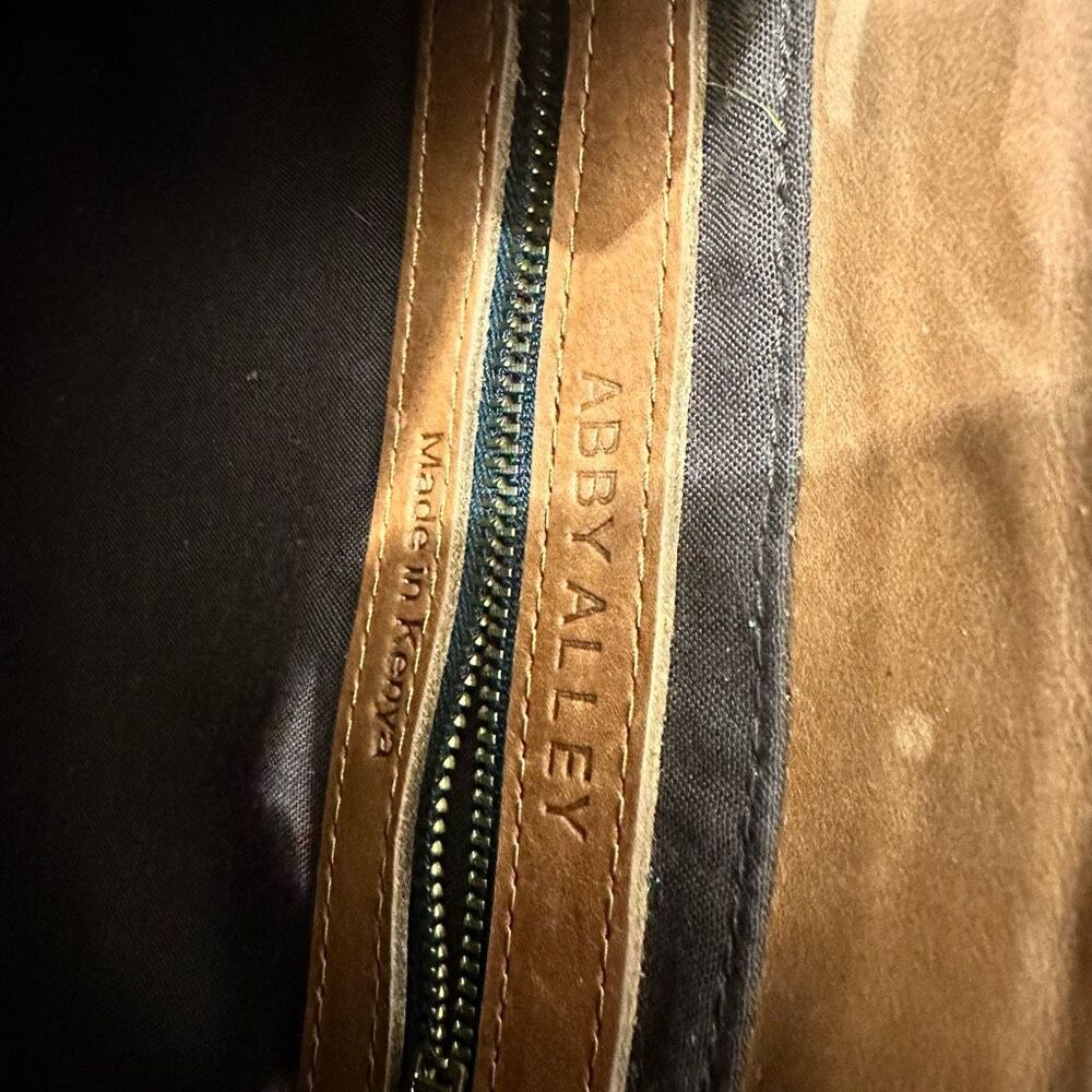Abby Alley Women’s Handcrafted Kenya Brown Backpack Leather - Picture 6 of 10